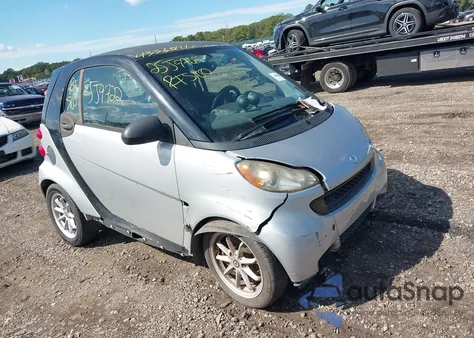 2008 Smart Fortwo Passion/Pure z USA, uszkodzony, nr VIN WMEEJ31X28K161094